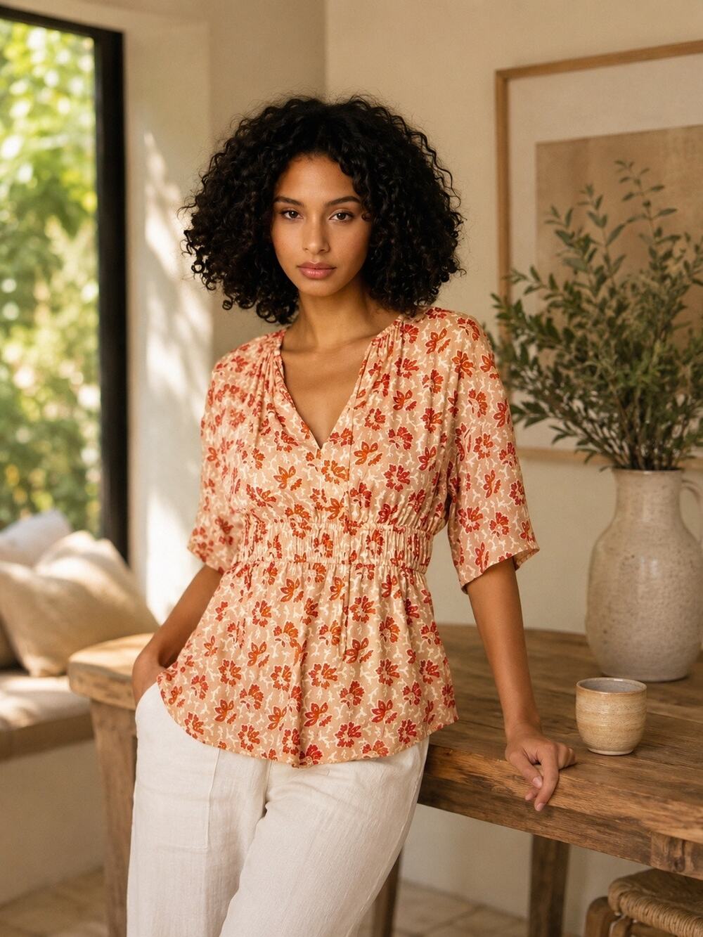 Joie NWT Renae Red Floral Short Sleeve Top Tan and Red in Size Small